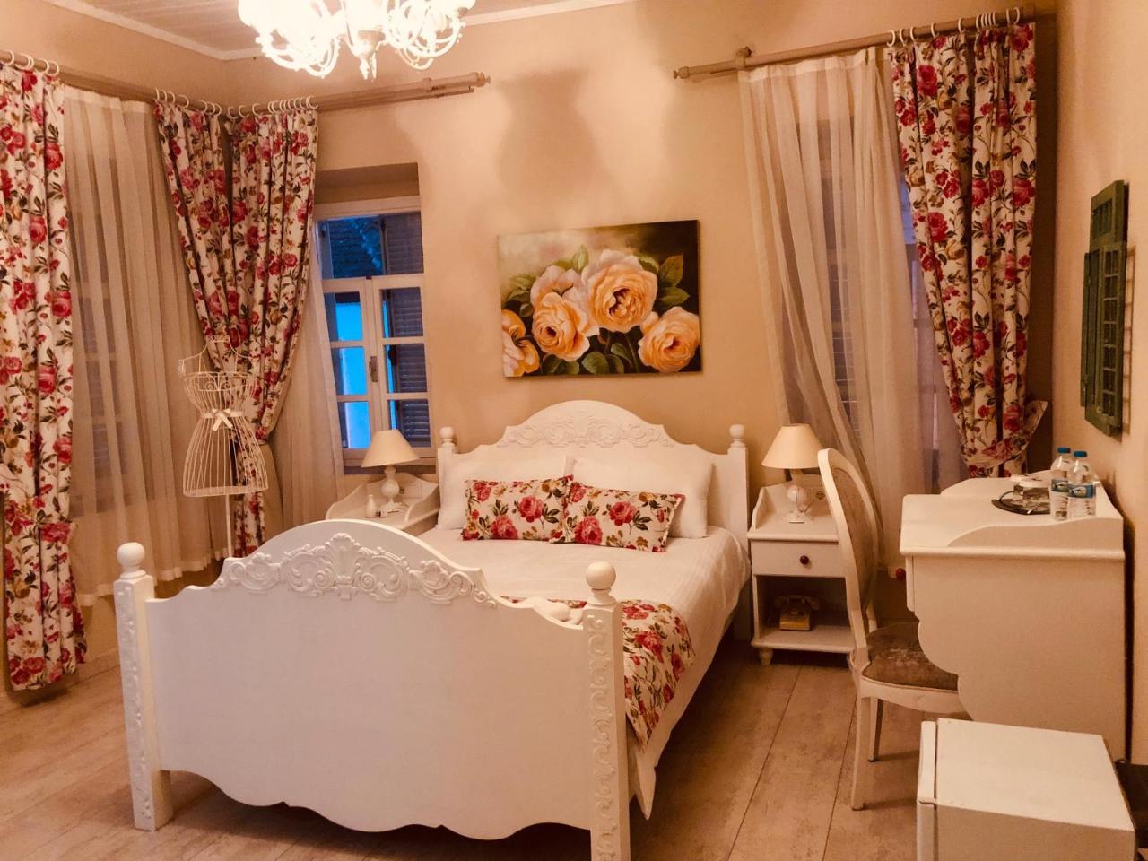 The White Hotel Alacati Exterior photo